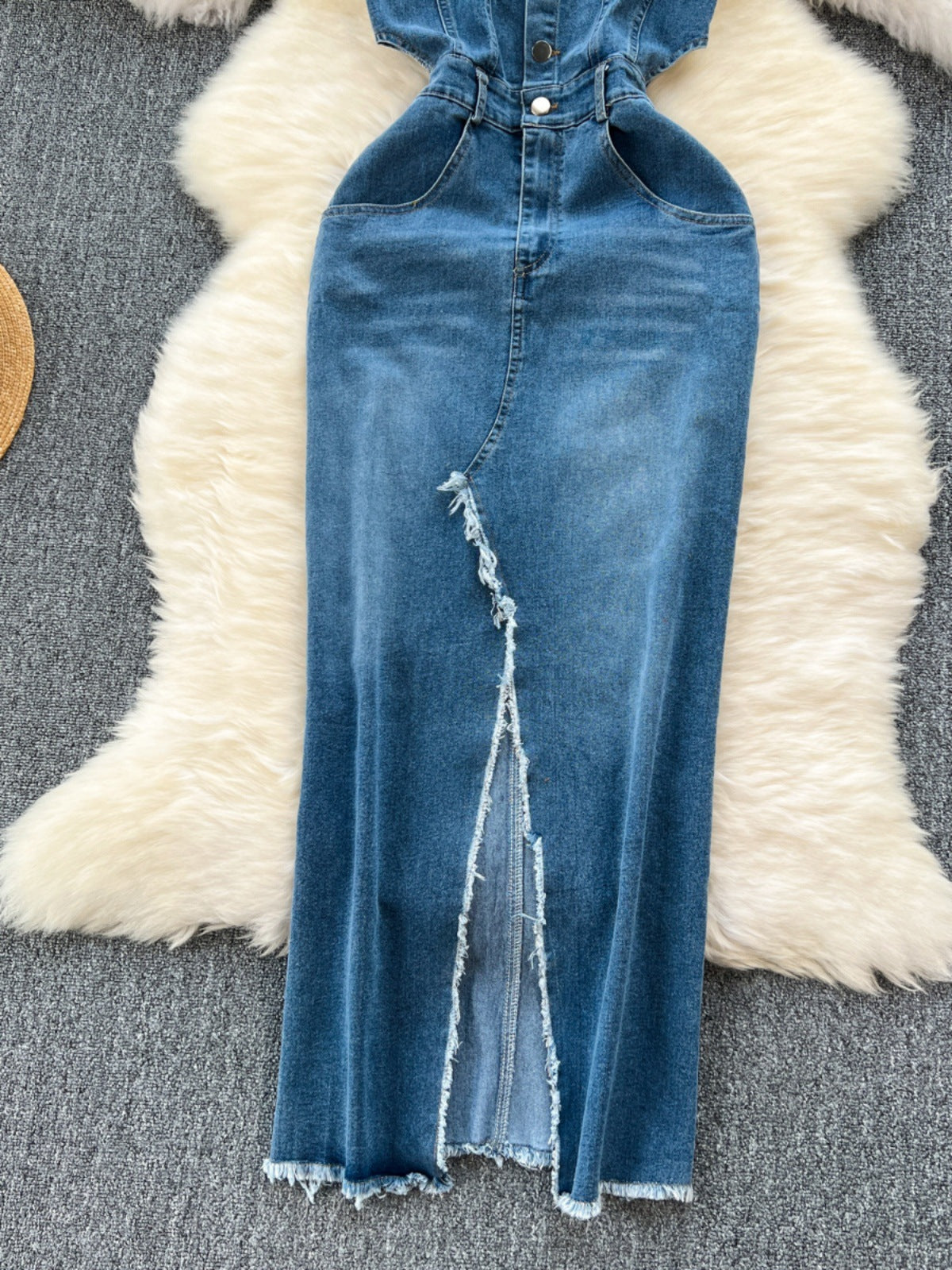 Retro Denim Dress With Frayed Hem Split