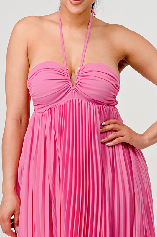 close up of front view for  pink flowy Backless Pleated halter neck Maxi Dress on women 