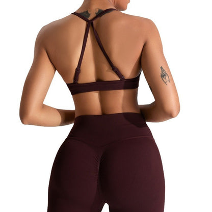 Seamless sports bra burgundy back