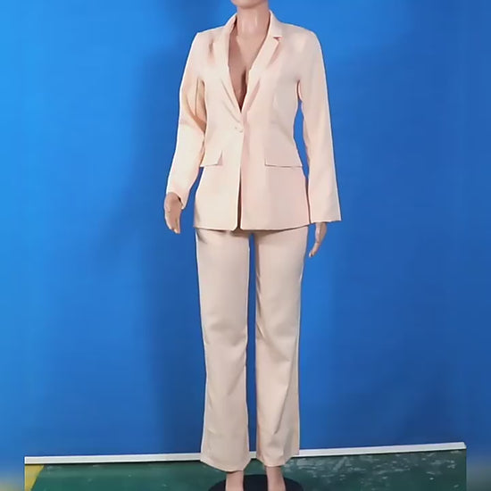 Video  showcasing elegant minimalist Long Sleeve Trousers Suit set for women on a mannequin